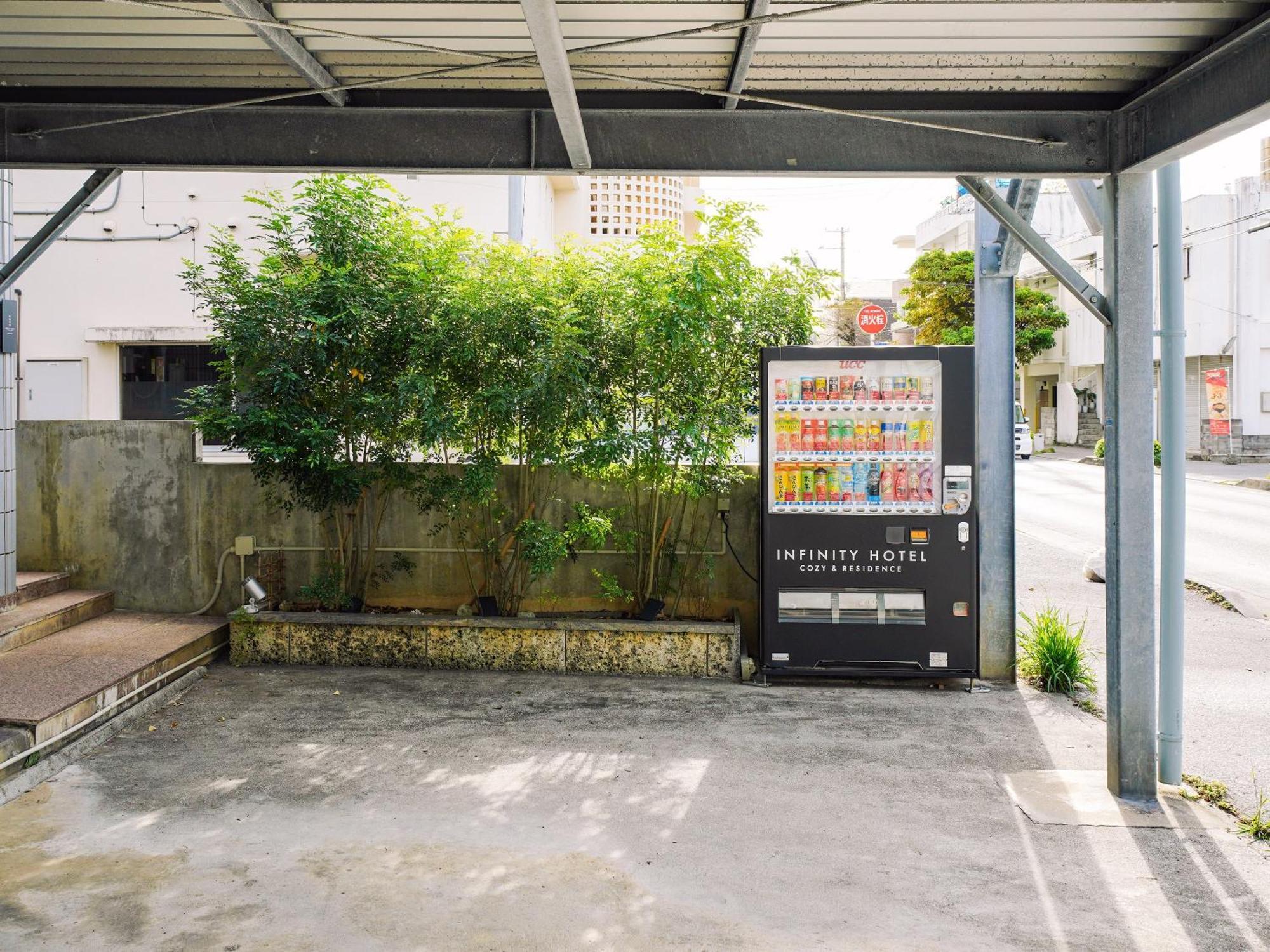 Infinity Hotel -Jiitchaku- Urasoe Exterior photo